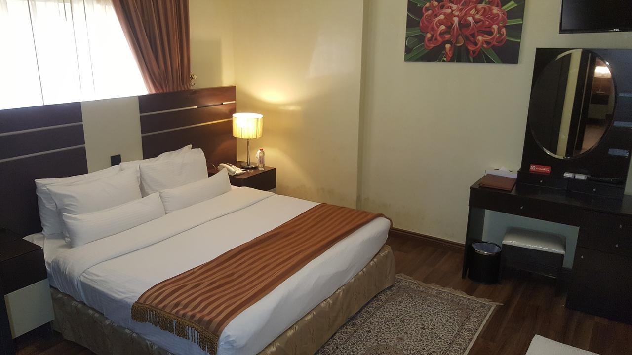 Boulevard City Suites Hotel Apartments Dubai Exterior foto