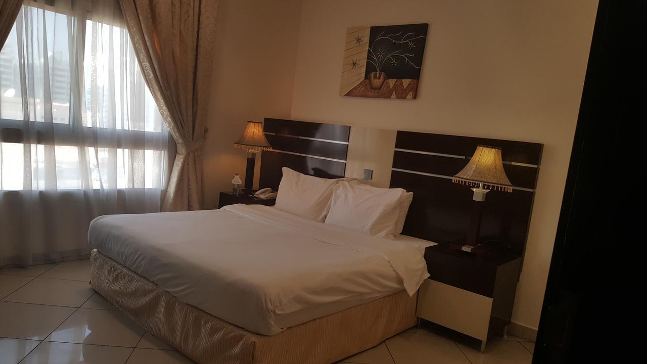 Boulevard City Suites Hotel Apartments Dubai Exterior foto
