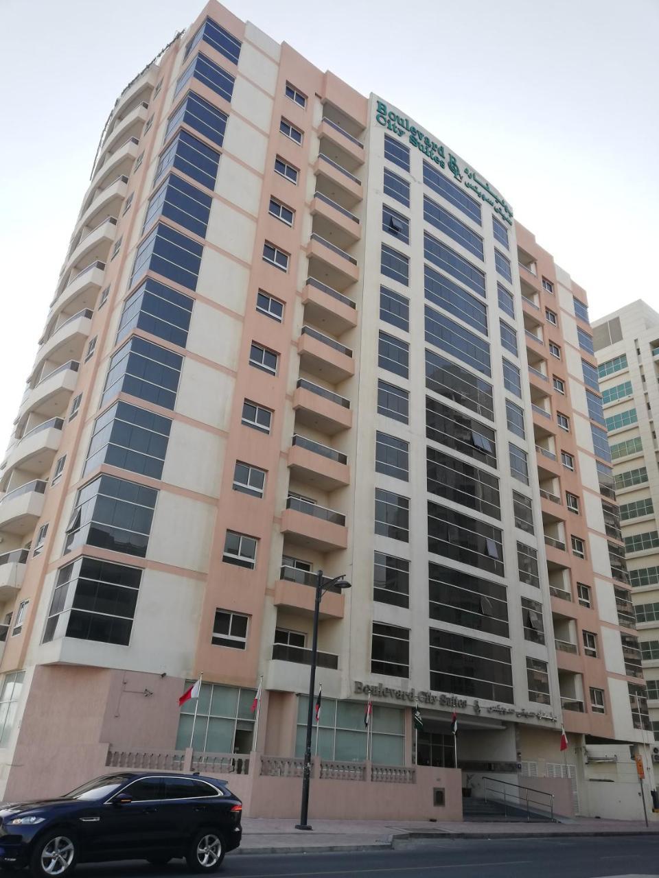 Boulevard City Suites Hotel Apartments Dubai Exterior foto